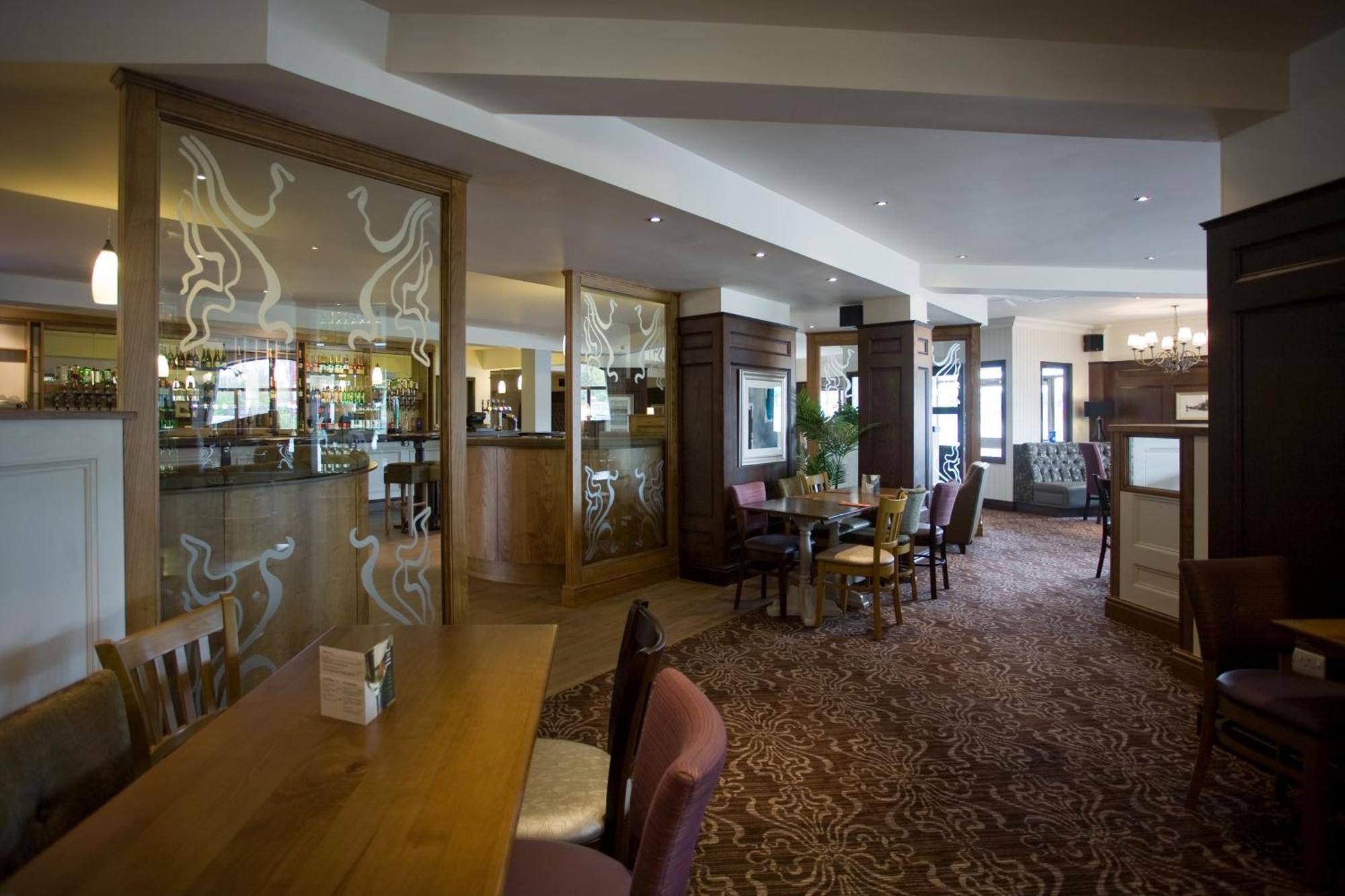 The Fairway Hotel Barnsley Buitenkant foto